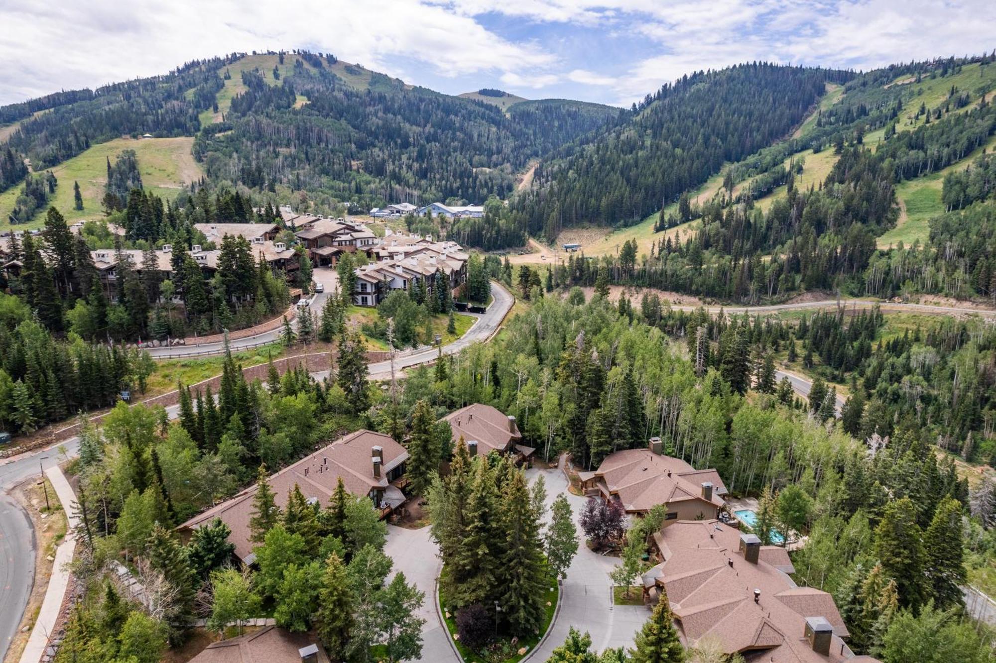 Deer Valley Little Belle Ultimate Ski Getaway, Sleeps 14, Luxury Design, Private Hot Tub, Park City Exterior photo