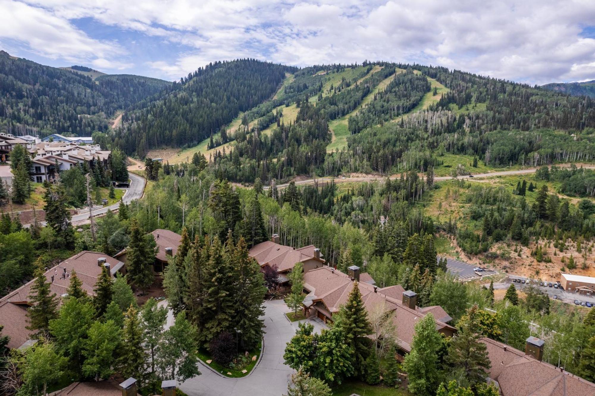 Deer Valley Little Belle Ultimate Ski Getaway, Sleeps 14, Luxury Design, Private Hot Tub, Park City Exterior photo